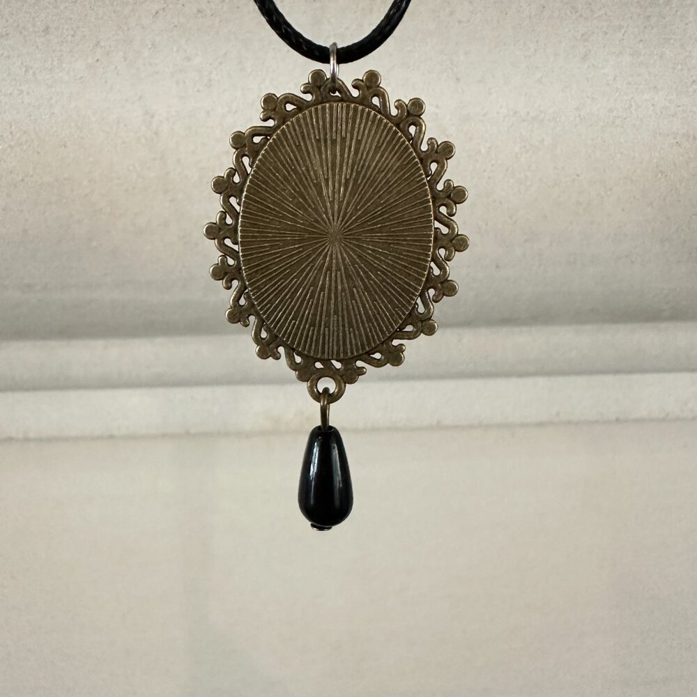 Ivory Victorian Cameo Necklace - Whimsigoth Academia Poetcore - Picture 3 of 8